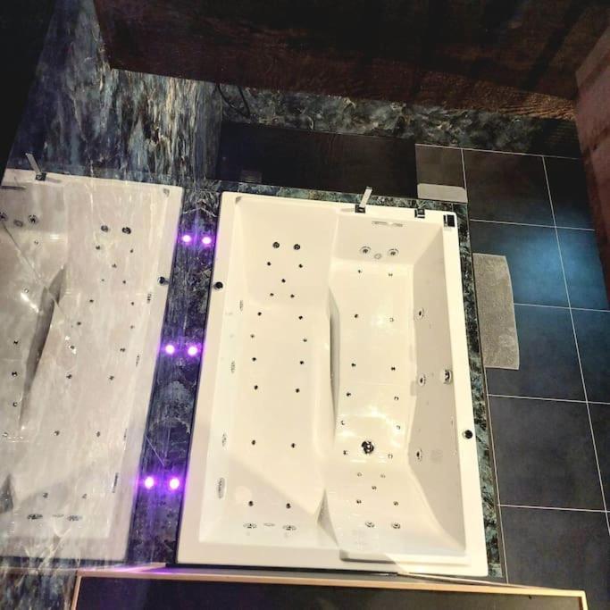 Le Duplex De L'Etoile Home Cinema Jacuzzi Et Sauna Privatif Longmesnil Buitenkant foto