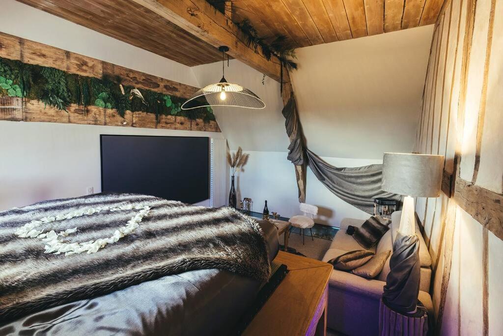 Le Duplex De L'Etoile Home Cinema Jacuzzi Et Sauna Privatif Longmesnil Buitenkant foto